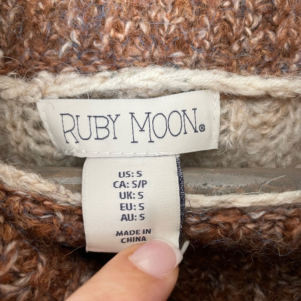 Ruby Moon, Chunky Wool, Oversize Turtle Neck Swea… - image 3